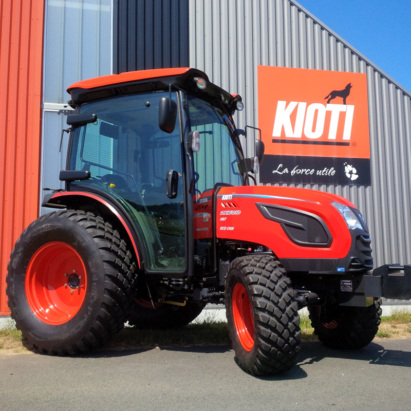 Occasion Espace Vert tracteur KIOTI 6010 HST cabine Occasion Espace Vert tracteur KIOTI 6010 HST cabine