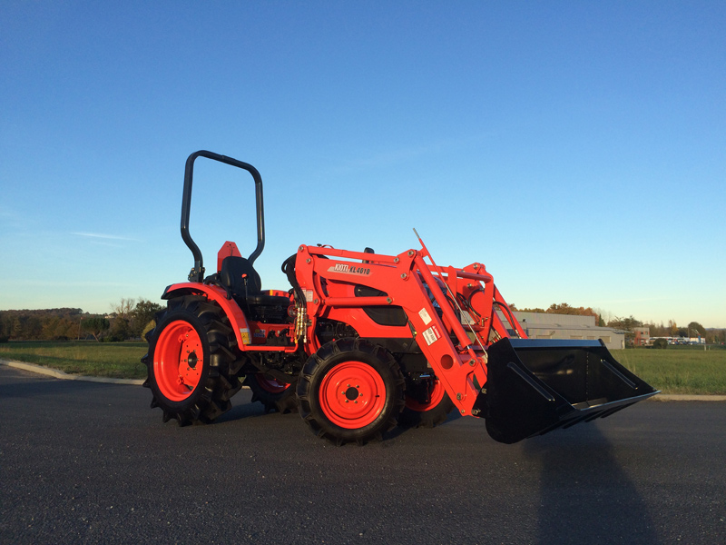Occasion Espace Vert Tracteur KIOTI CK3510 HST avec chargeur godet terre Occasion Espace Vert Tracteur KIOTI CK3510 HST avec chargeur godet terre